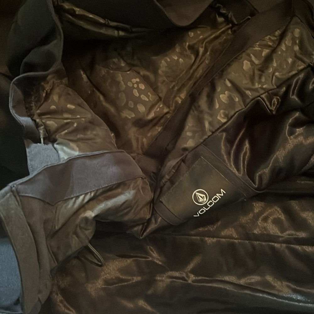 Volcom ski coat - Picture 9 of 9